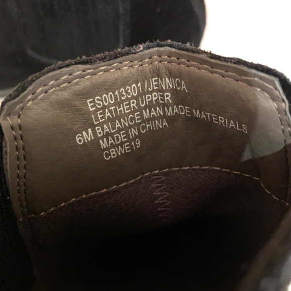 Eurosoft by Sofft NEW Jennica Black Suede Ankle Booties Size 6M - Picture 13 of 15